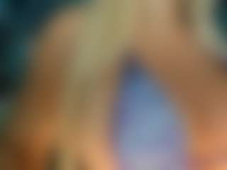 adrianna777's Live Sex Cam Show