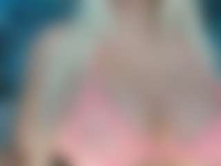adrianna777's Live Sex Cam Show