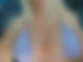 adrianna777's Live Sex Cam Show