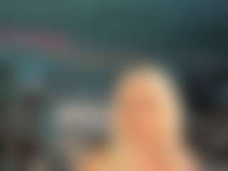 adrianna777's Live Sex Cam Show