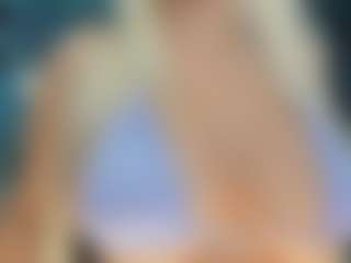 adrianna777's Live Sex Cam Show
