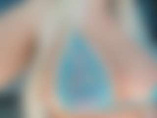 adrianna777's Live Sex Cam Show