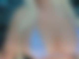 adrianna777's Live Sex Cam Show