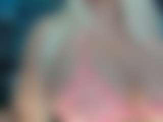 adrianna777's Live Sex Cam Show