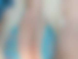 adrianna777's Live Sex Cam Show