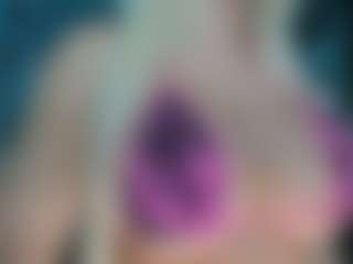 adrianna777's Live Sex Cam Show