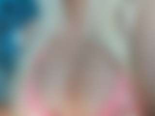 adrianna777's Live Sex Cam Show