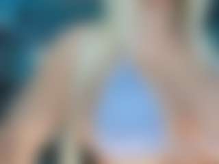adrianna777's Live Sex Cam Show