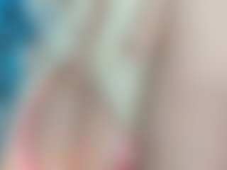 adrianna777's Live Sex Cam Show