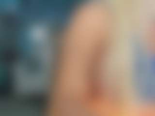 adrianna777's Live Sex Cam Show