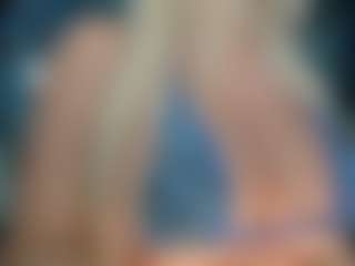 adrianna777's Live Sex Cam Show
