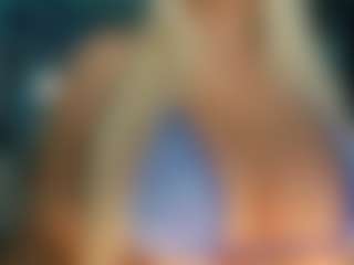 adrianna777's Live Sex Cam Show