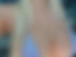 adrianna777's Live Sex Cam Show