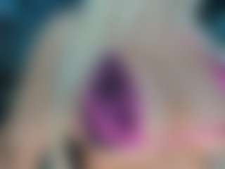 adrianna777's Live Sex Cam Show
