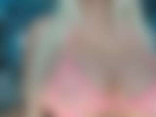 adrianna777's Live Sex Cam Show