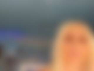 adrianna777's Live Sex Cam Show