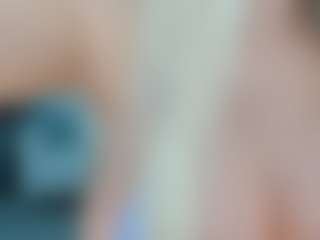 adrianna777's Live Sex Cam Show