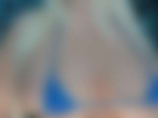 adrianna777's Live Sex Cam Show