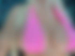 adrianna777's Live Sex Cam Show