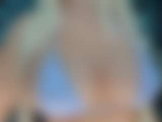 adrianna777's Live Sex Cam Show