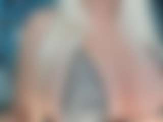 adrianna777's Live Sex Cam Show