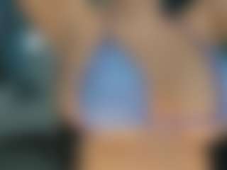 adrianna777's Live Sex Cam Show