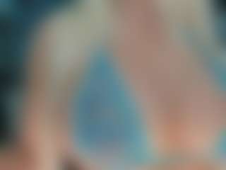 adrianna777's Live Sex Cam Show
