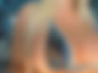 adrianna777's Live Sex Cam Show