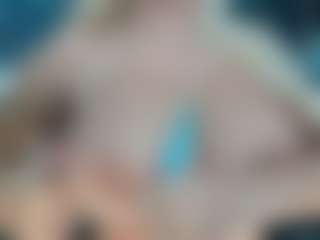 adrianna777's Live Sex Cam Show