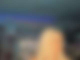 adrianna777's Live Sex Cam Show