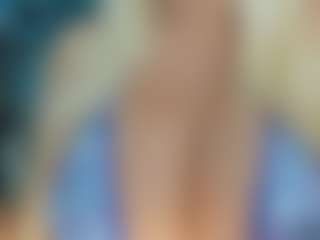 adrianna777's Live Sex Cam Show