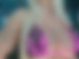 adrianna777's Live Sex Cam Show