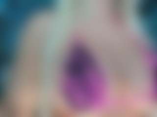 adrianna777's Live Sex Cam Show