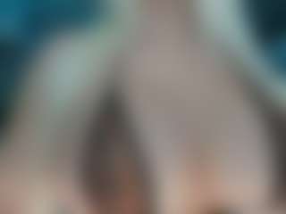 adrianna777's Live Sex Cam Show