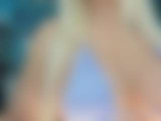 adrianna777's Live Sex Cam Show