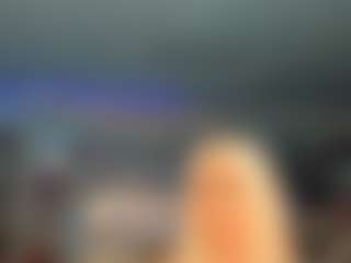adrianna777's Live Sex Cam Show