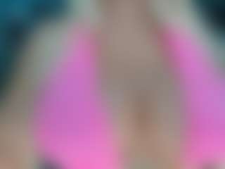 adrianna777's Live Sex Cam Show