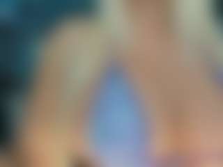 adrianna777's Live Sex Cam Show