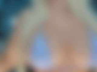 adrianna777's Live Sex Cam Show