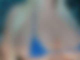 adrianna777's Live Sex Cam Show
