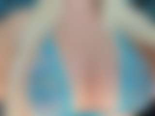 adrianna777's Live Sex Cam Show