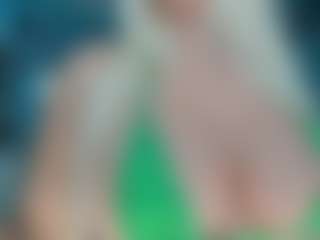 adrianna777's Live Sex Cam Show