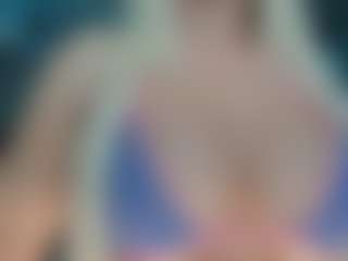 adrianna777's Live Sex Cam Show