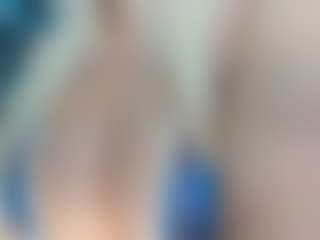 adrianna777's Live Sex Cam Show