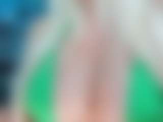 adrianna777's Live Sex Cam Show