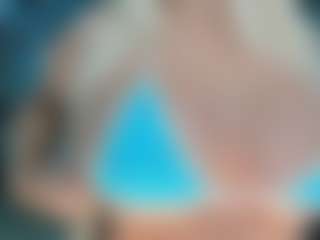 adrianna777's Live Sex Cam Show