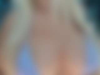 adrianna777's Live Sex Cam Show