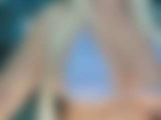adrianna777's Live Sex Cam Show