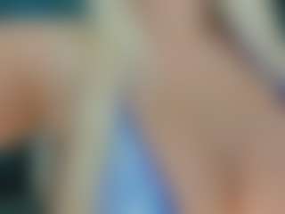 adrianna777's Live Sex Cam Show