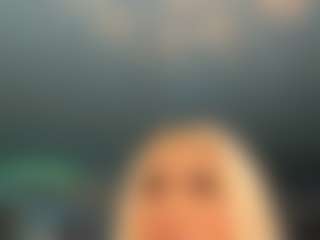 adrianna777's Live Sex Cam Show